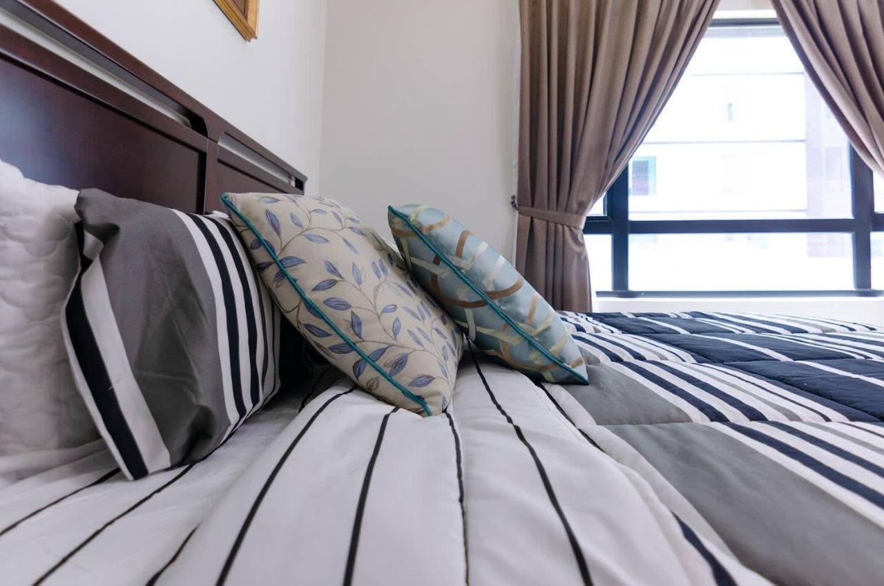 A Cozy & Comfy Suasana Suites In Johor Bahru Exteriör bild